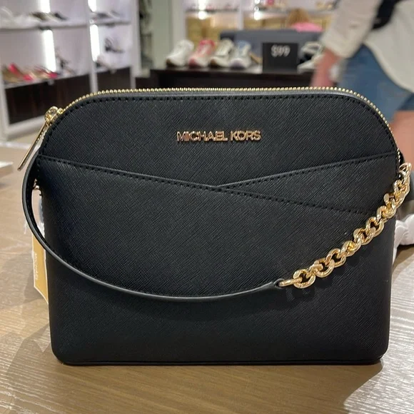 【国内即発】マイケルコース JET SET TRAVEL DOME XBODY BLACK Jet Set Travel Medium Dome Crossbody Bag | Michael Kors [US]